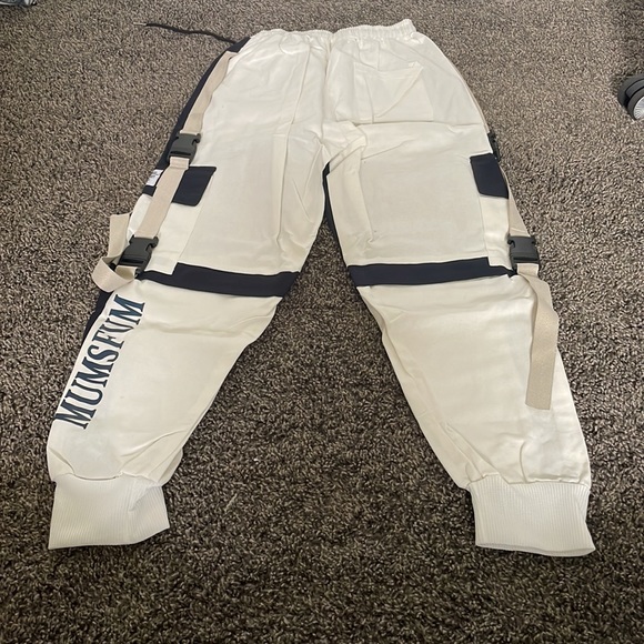 Cargo Pants - Picture 3 of 3